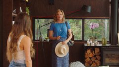 extant_MyLifeIsMurder_2x02-OceansApart_00061