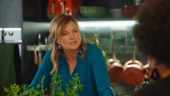 extant_MyLifeIsMurder_2x02-OceansApart_00098