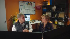 extant_MyLifeIsMurder_2x02-OceansApart_00164