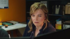 extant_MyLifeIsMurder_2x02-OceansApart_00172