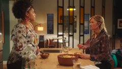 extant_MyLifeIsMurder_2x02-OceansApart_00187