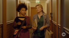 extant_MyLifeIsMurder_1x02-TheLockedRoom_0033