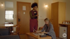 extant_MyLifeIsMurder_1x02-TheLockedRoom_0035