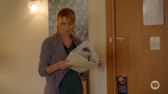 extant_MyLifeIsMurder_1x02-TheLockedRoom_0048