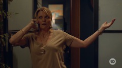 extant_MyLifeIsMurder_1x02-TheLockedRoom_0135
