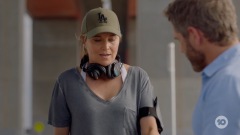 extant_MyLifeIsMurder_1x02-TheLockedRoom_0143