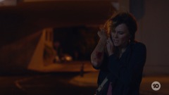 extant_MyLifeIsMurder_1x02-TheLockedRoom_0200