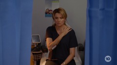 extant_MyLifeIsMurder_1x02-TheLockedRoom_0228
