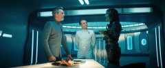 extant_StarTrek_DSC_3x12-ThereIsATide_0458